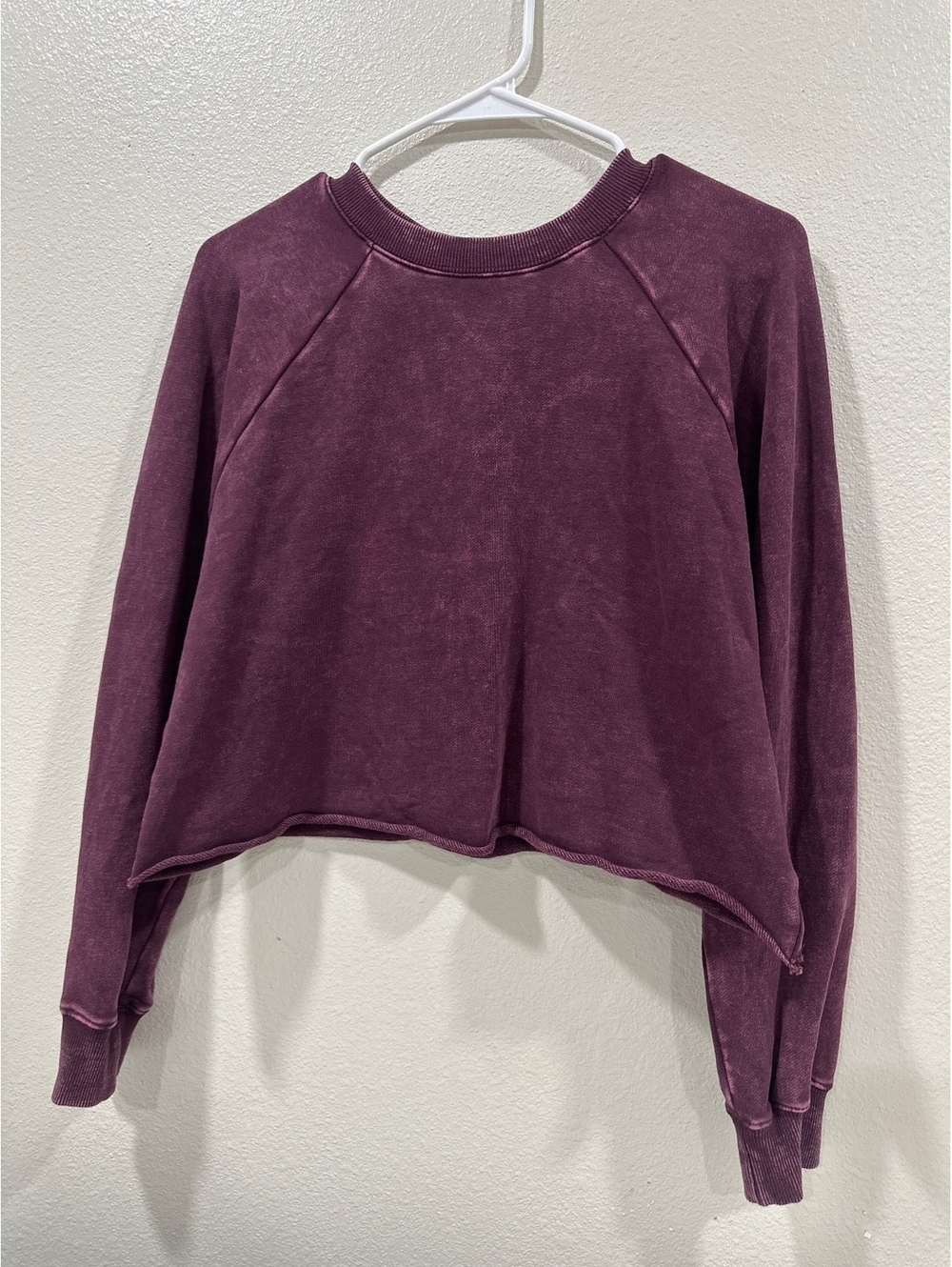 JoyLab Women's XS Burgundy Cropped Sweatshirt